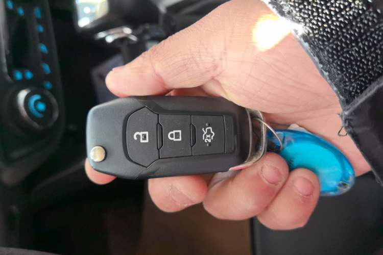 Used Ford Escort 2015 1.5L Automatic Fashion Model Vehicle Key