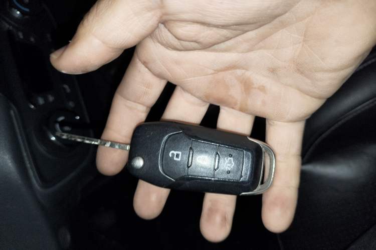 Used Ford Escort 2015 1.5L Automatic Fashion Model Vehicle Key