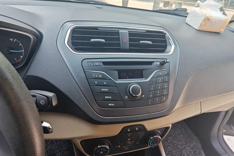 Used Ford Escort 2017 1.5L Automatic Comfort Model Audio And AC Panel