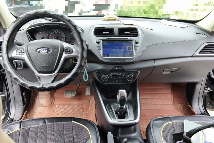 Used Ford Escort 2017 Happiness Edition 1.5L Automatic Fashion Version Center Console