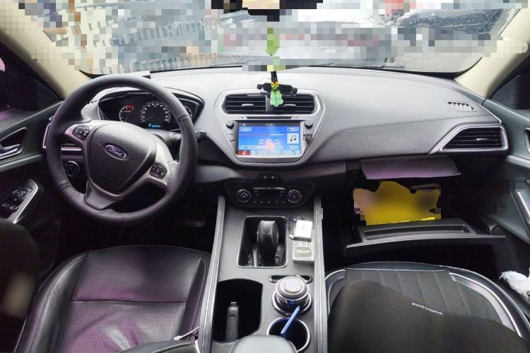Used Ford Escort 2017 Happiness Edition 1.5L Automatic Fashion Version Center Console