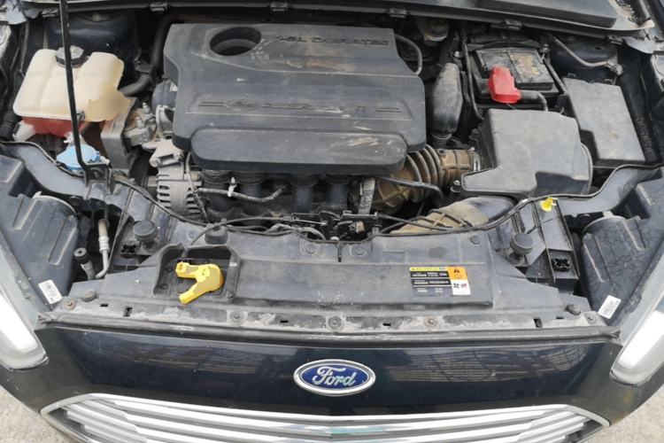 Used Ford Escort 2017 1.5L Automatic Comfort Model Engine Bay