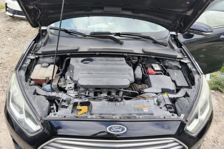 Used Ford Escort 2017 Happiness Edition 1.5L Automatic Fashion Version Engine Bay