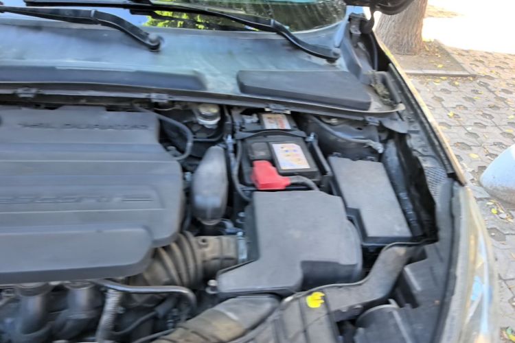 Used Ford Escort 2017 Happiness Edition 1.5L Automatic Fashion Version Engine Bay Left