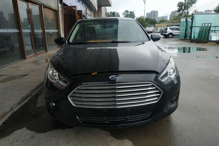 Used Ford Escort 2017 Happiness Edition 1.5L Automatic Fashion Version Exterior 1