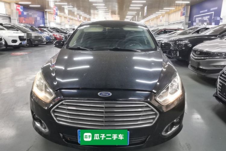 Used Ford Escort 2017 Happiness Edition 1.5L Automatic Fashion Version Front