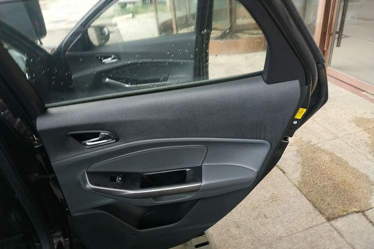 Used Ford Escort 2017 Happiness Edition 1.5L Automatic Fashion Version Interior 6