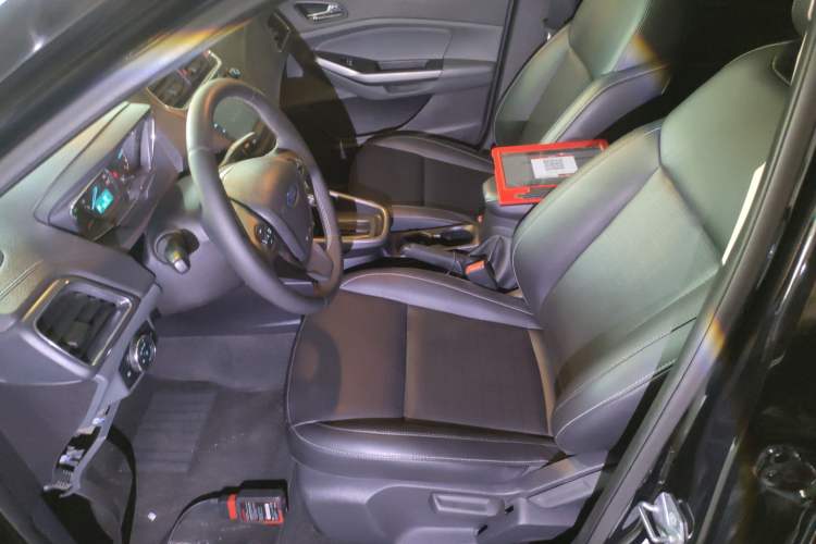Used Ford Escort 2017 Happiness Edition 1.5L Automatic Fashion Version Left Front Seat