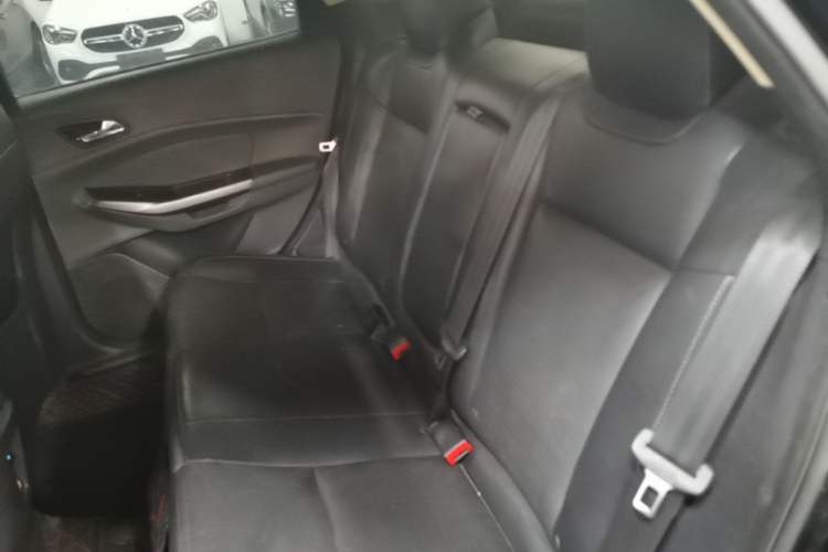 Used Ford Escort 2017 Happiness Edition 1.5L Automatic Fashion Version Left Rear Seat