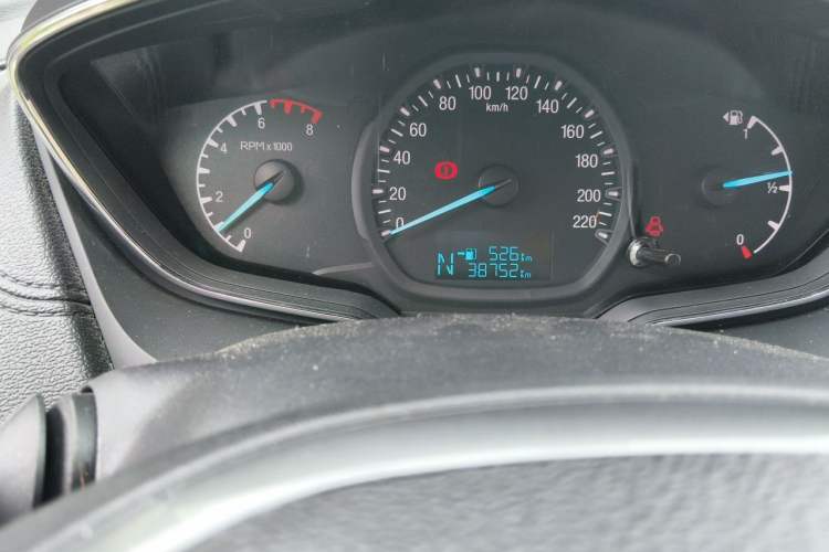 Used Ford Escort 2017 Happiness Edition 1.5L Automatic Fashion Version Odometer Close Up