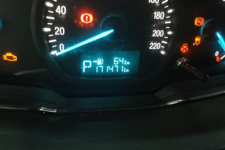 Used Ford Escort 2017 Happiness Edition 1.5L Automatic Fashion Version Odometer Close Up