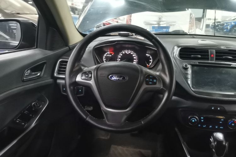 Used Ford Escort 2017 Happiness Edition 1.5L Automatic Fashion Version Steering Wheel