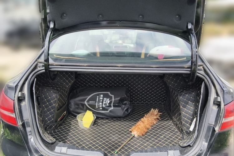 Used Ford Escort 2017 Happiness Edition 1.5L Automatic Fashion Version Trunk