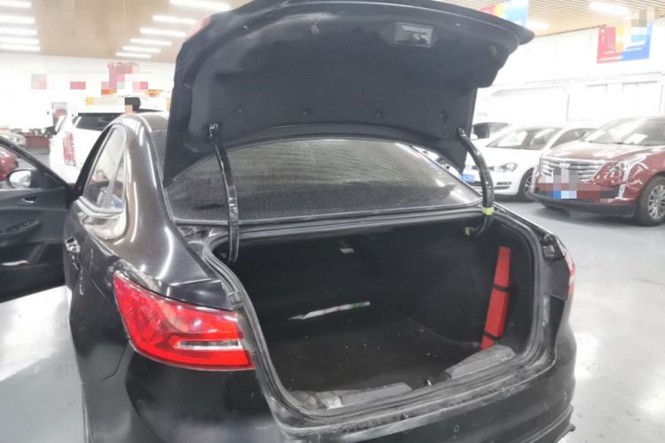 Used Ford Escort 2017 Happiness Edition 1.5L Automatic Fashion Version Trunk