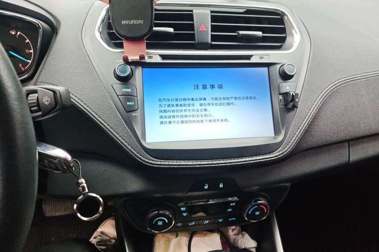 Used Ford Escort 2017 Happiness Edition 1.5L Automatic Fashion Version Audio And AC Panel