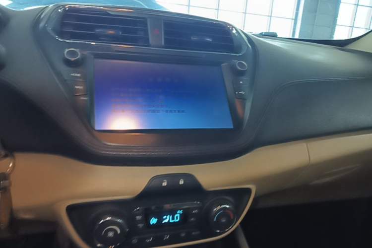 Used Ford Escort 2017 Happy Edition 1.5L Manual Fashion Model Audio And AC Panel