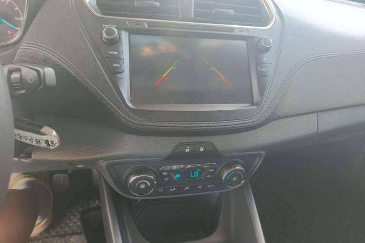 Used Ford Escort 2017 Happy Edition 1.5L Manual Fashion Model Audio And AC Panel