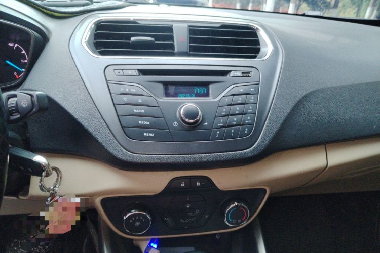 Used Ford Escort 2017 1.5L Automatic Comfort Model Audio And AC Panel