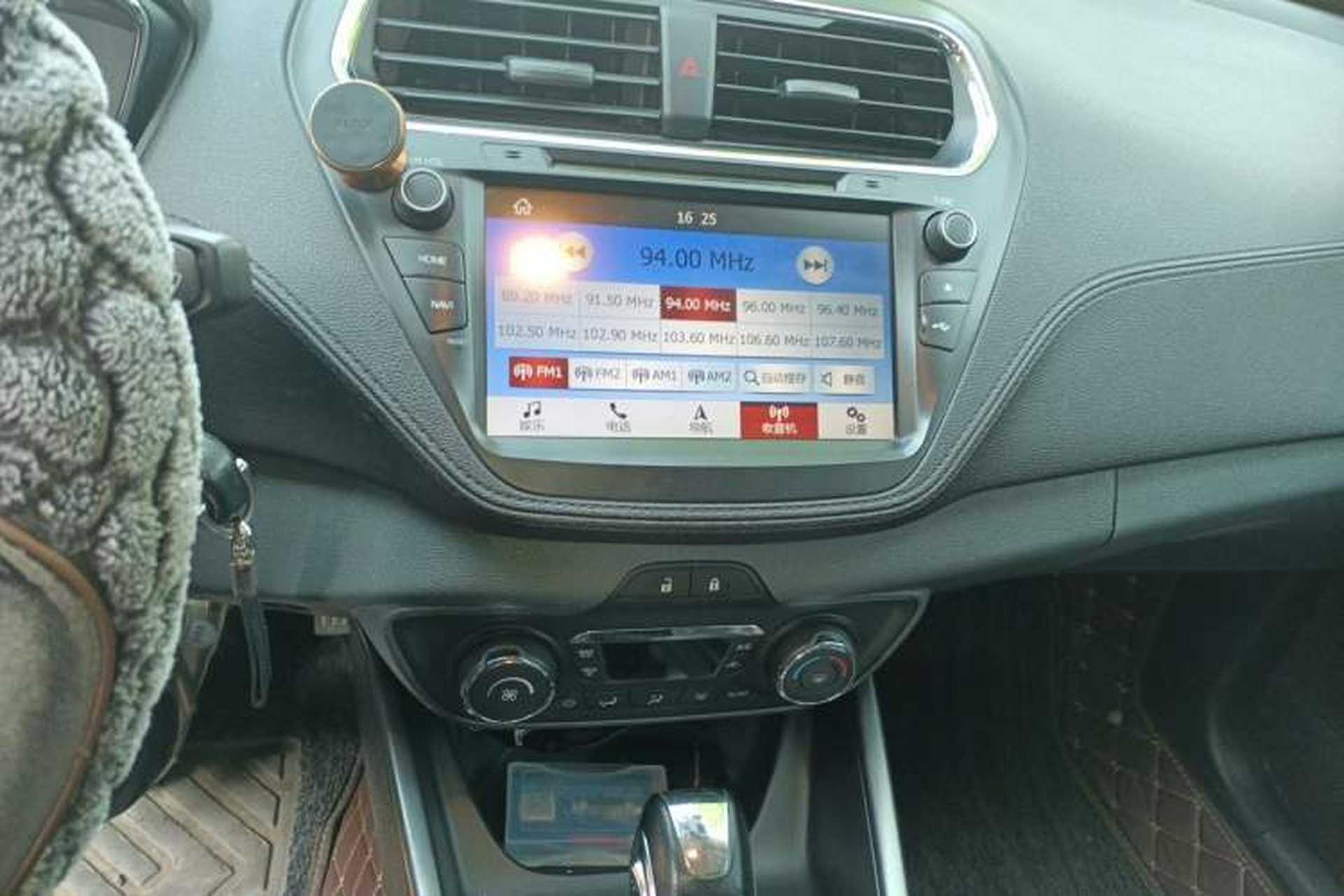 Used Ford Escort 2017 Happiness Edition 1.5L Automatic Fashion Version Audio And AC Panel