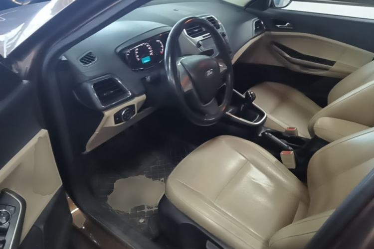 Used Ford Escort 2017 Happy Edition 1.5L Manual Fashion Model Driver Seat