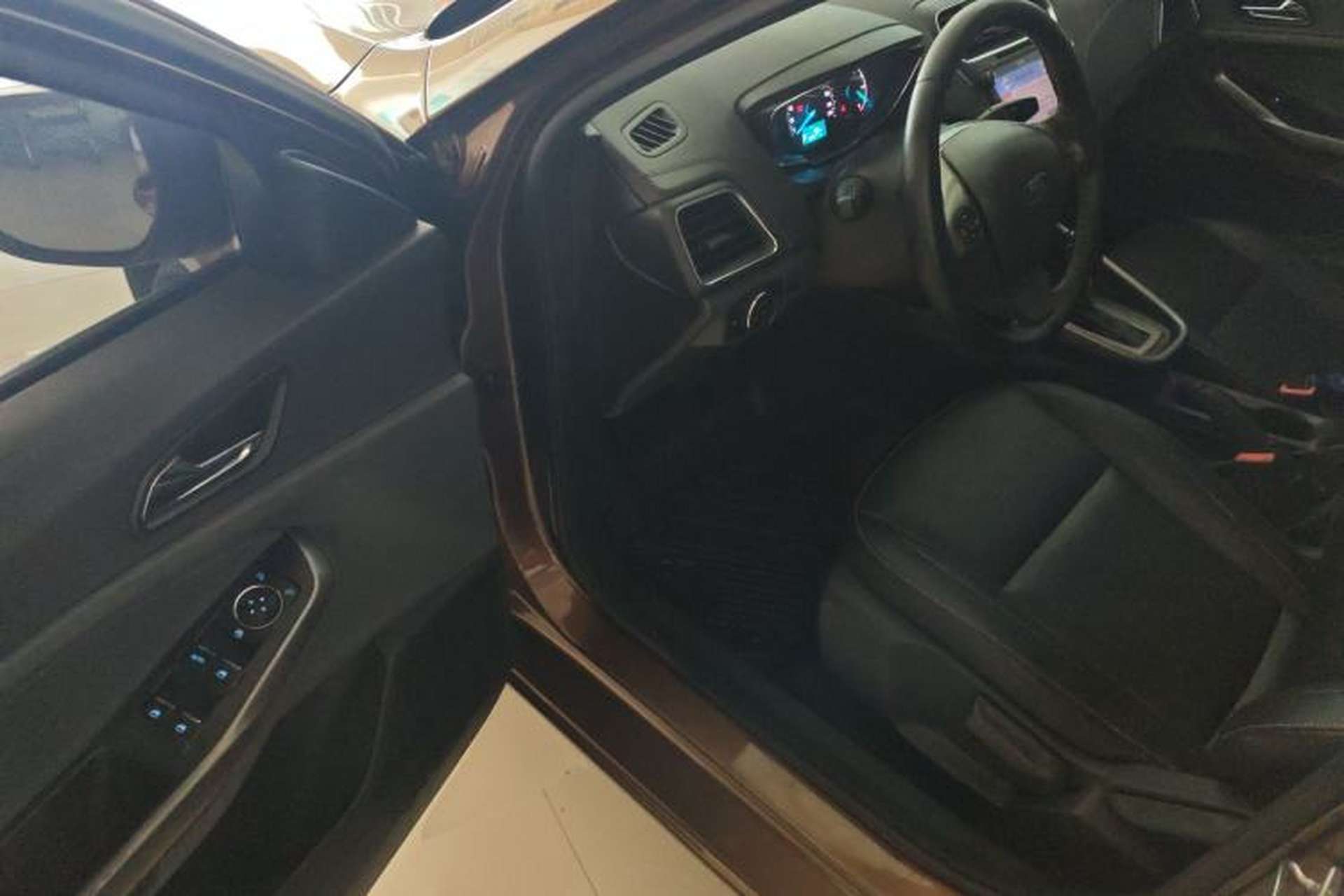 Used Ford Escort 2017 Happiness Edition 1.5L Automatic Fashion Version Driver Seat