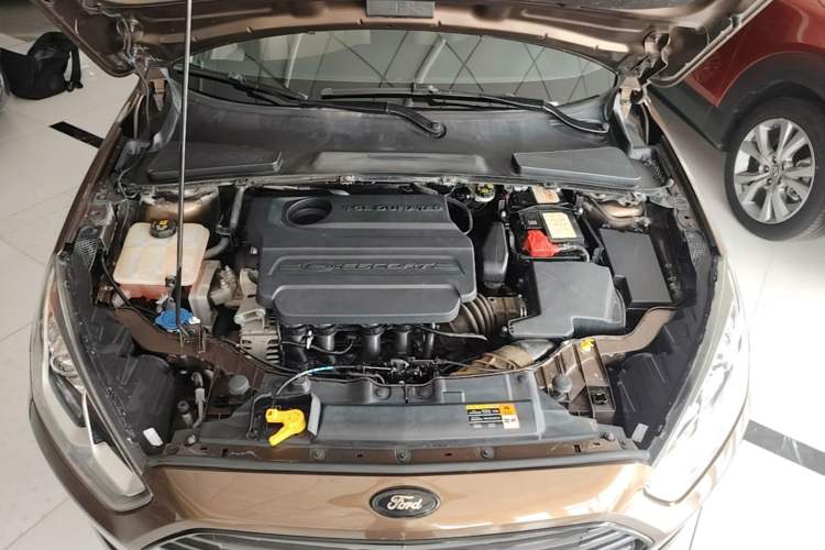 Used Ford Escort 2017 Revised Version 1.5L Automatic Comfort Edition Engine Bay