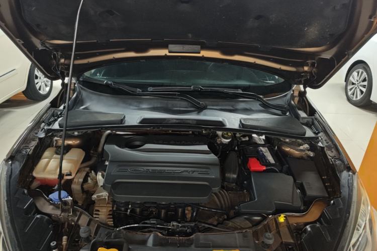 Used Ford Escort 2017 Happiness Edition 1.5L Automatic Fashion Version Engine Bay