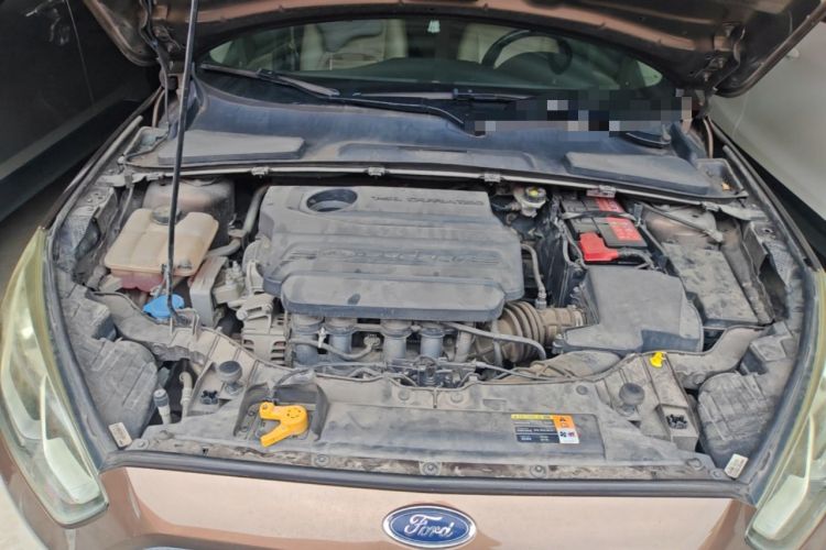 Used Ford Escort 2017 1.5L Manual Comfort Model Engine Bay