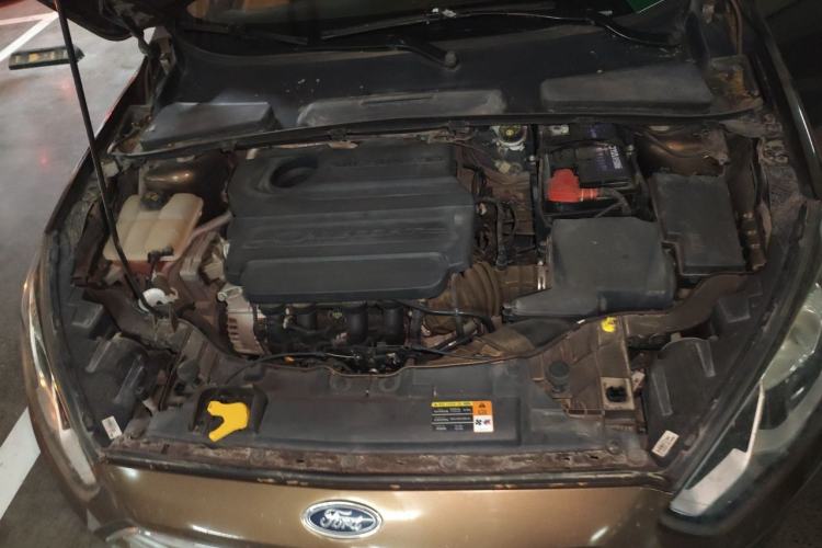 Used Ford Escort 2017 1.5L Manual Comfort Model Engine Bay