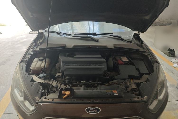Used Ford Escort 2017 Happiness Edition 1.5L Automatic Fashion Version Engine Bay