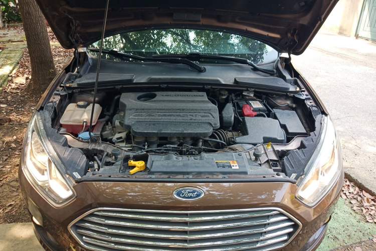 Used Ford Escort 2017 Happiness Edition 1.5L Automatic Fashion Version Engine Bay