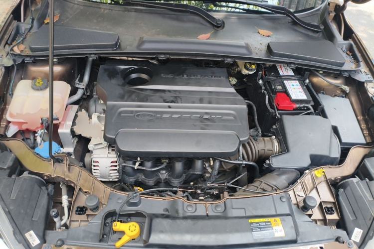 Used Ford Escort 2017 1.5L Manual Comfort Model Engine Bay