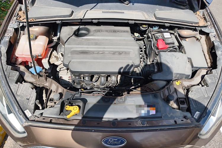Used Ford Escort 2017 1.5L Manual Comfort Model Engine Bay