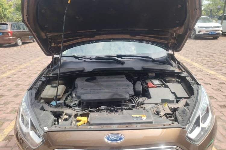 Used Ford Escort 2017 Happiness Edition 1.5L Automatic Fashion Version Engine Bay