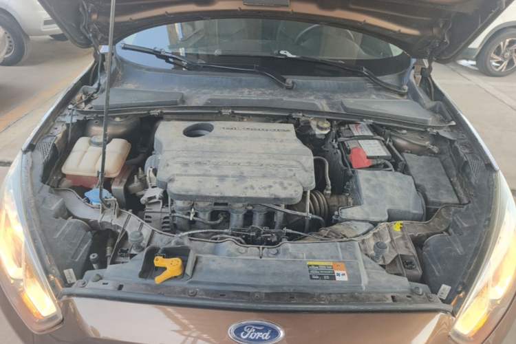 Used Ford Escort 2017 Happy Edition 1.5L Manual Fashion Model Engine Bay