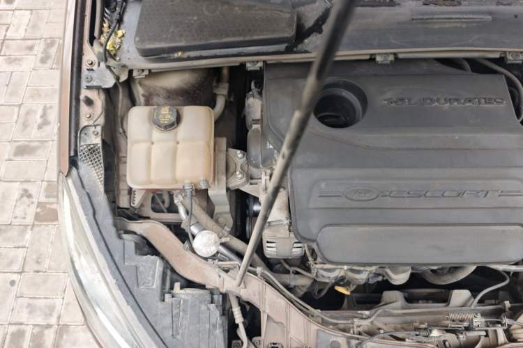 Used Ford Escort 2017 1.5L Automatic Comfort Model Engine Bay Right