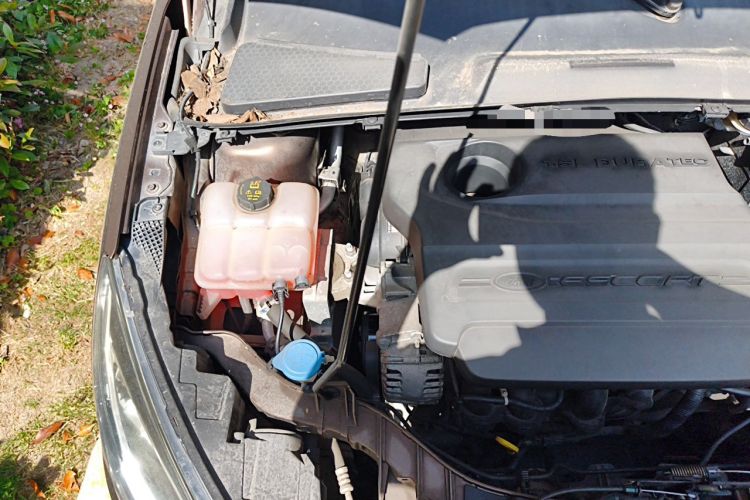 Used Ford Escort 2017 1.5L Manual Comfort Model Engine Bay Right