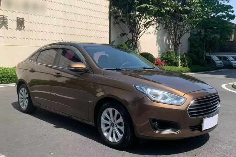 Used Ford Escort 2017 Happiness Edition 1.5L Automatic Fashion Version Exterior 1