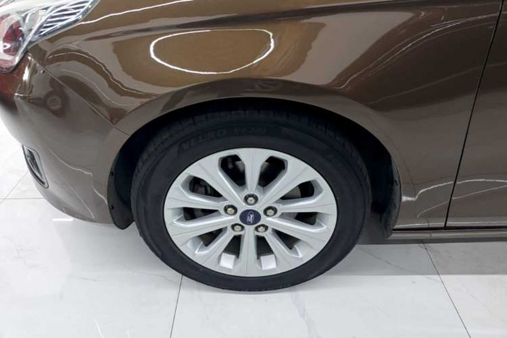 Used Ford Escort 2017 Happiness Edition 1.5L Automatic Fashion Version Exterior 4