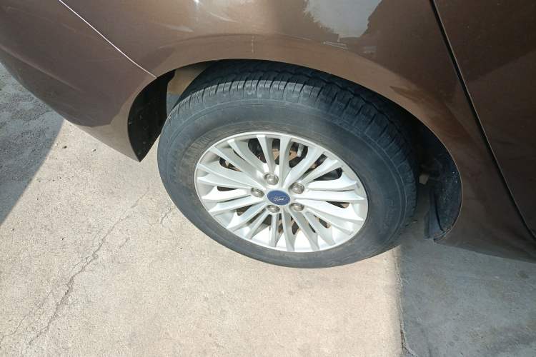 Used Ford Escort 2017 Revised Version 1.5L Manual Comfort Edition Exterior 5