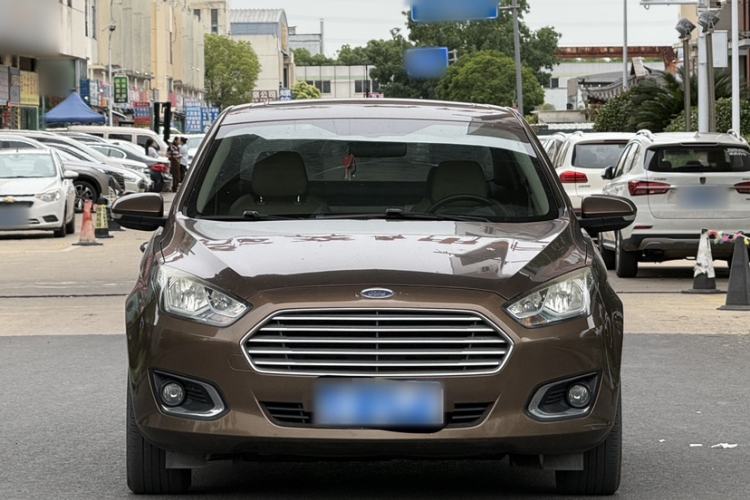 Used Ford Escort 2017 Happy Edition 1.5L Manual Fashion Model Exterior 5
