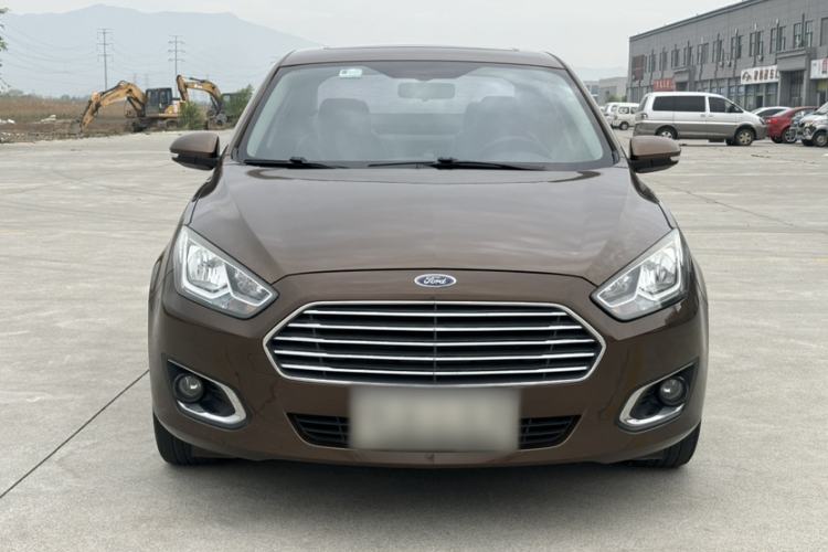 Used Ford Escort 2017 Happiness Edition 1.5L Automatic Fashion Version Exterior 5