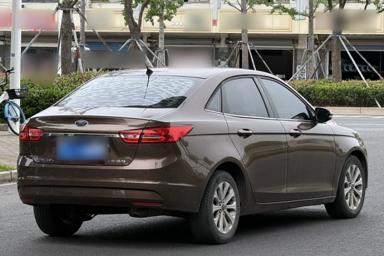 Used Ford Escort 2017 Happy Edition 1.5L Manual Fashion Model Exterior 6