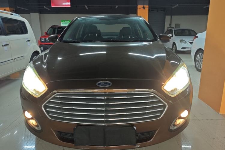 Used Ford Escort 2017 Happiness Edition 1.5L Automatic Fashion Version Front