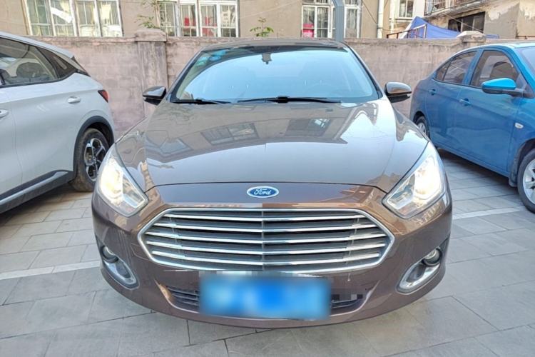 Used Ford Escort 2017 Happiness Edition 1.5L Automatic Fashion Version Front
