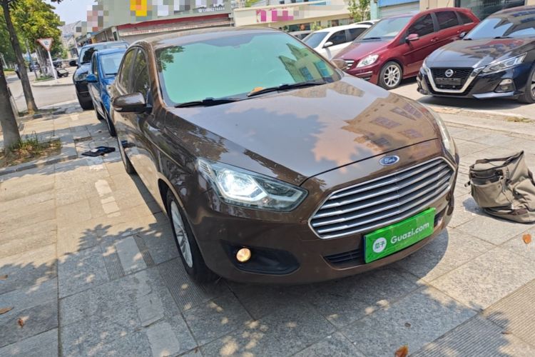 Used Ford Escort 2017 1.5L Manual Comfort Model Front Right 45 Deg
