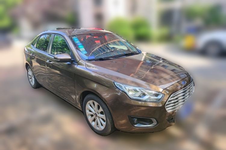 Used Ford Escort 2017 Happiness Edition 1.5L Automatic Fashion Version Front Right 45 Deg