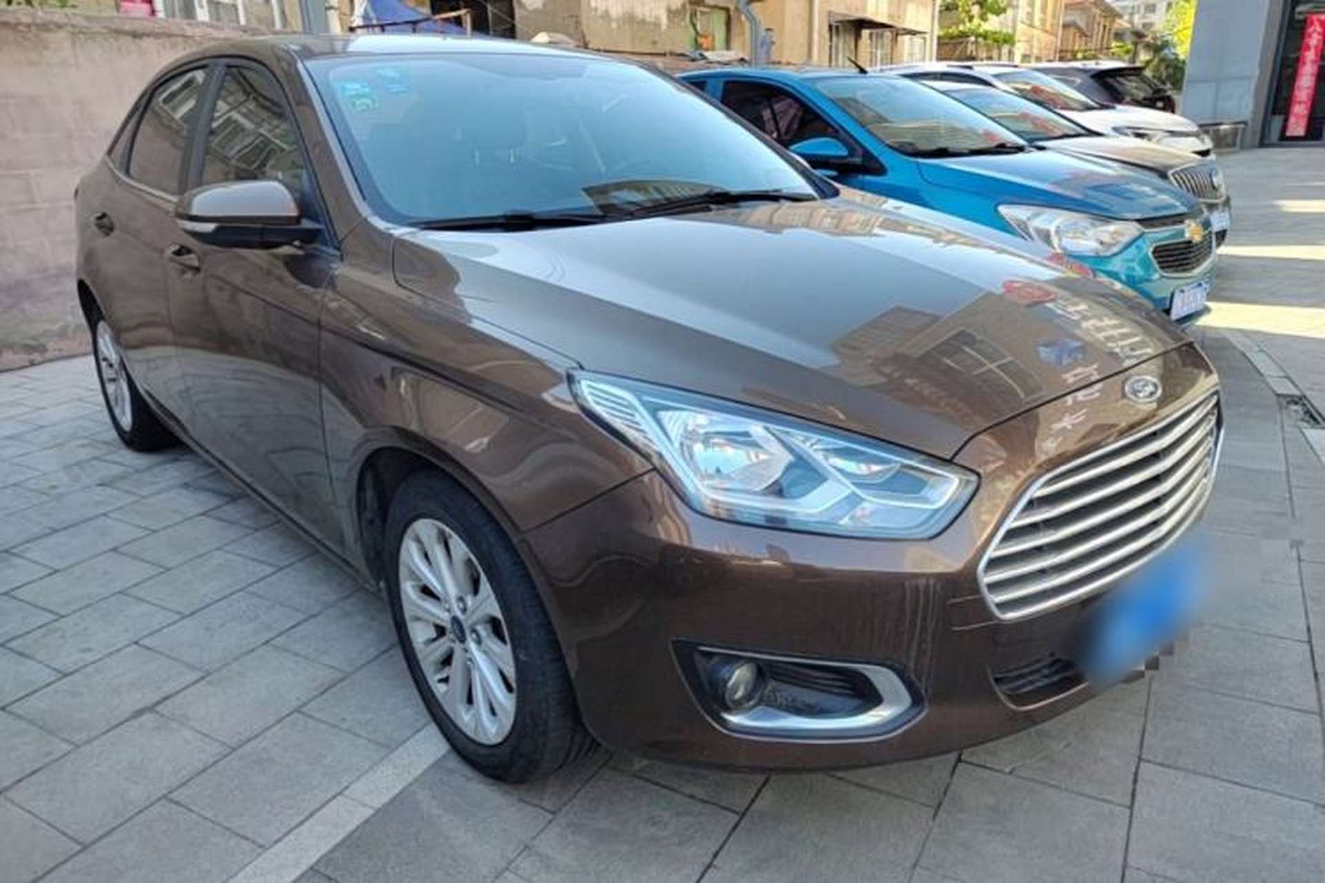 Used Ford Escort 2017 Happiness Edition 1.5L Automatic Fashion Version Front Right 45 Deg
