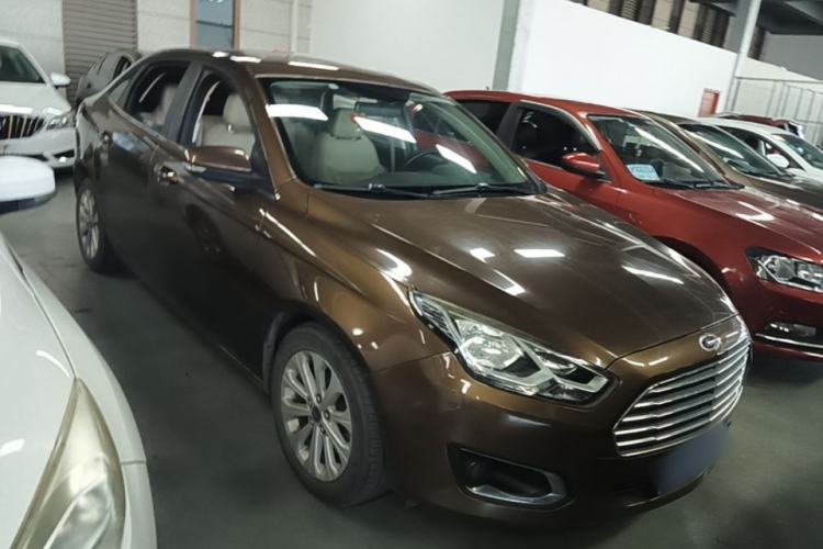 Used Ford Escort 2017 Happy Edition 1.5L Manual Fashion Model Front Right 45 Deg