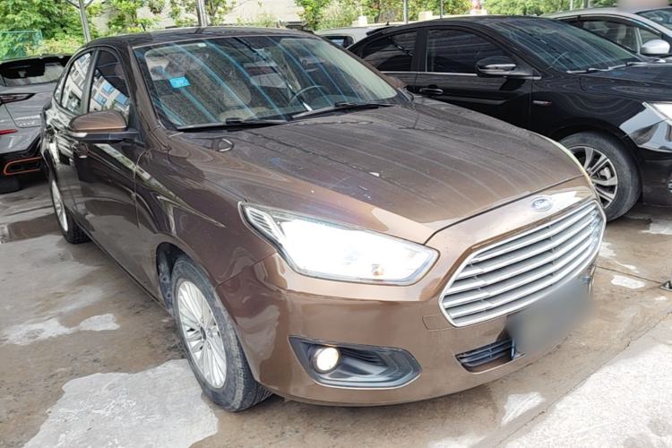 Used Ford Escort 2017 1.5L Automatic Comfort Model Front Right 45 Deg